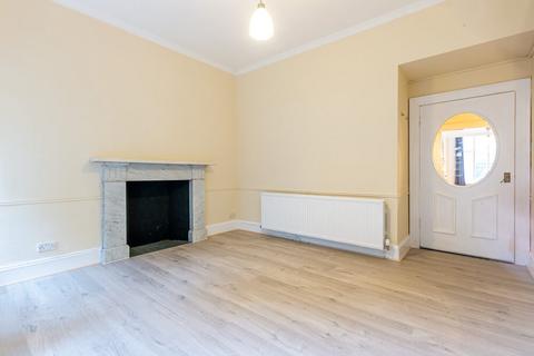2 bedroom flat to rent, 0371L – Grove Street, Edinburgh, EH3 8BB