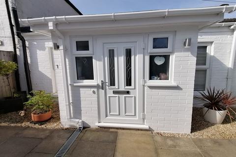 3 bedroom terraced bungalow for sale, Sturminster Marshall