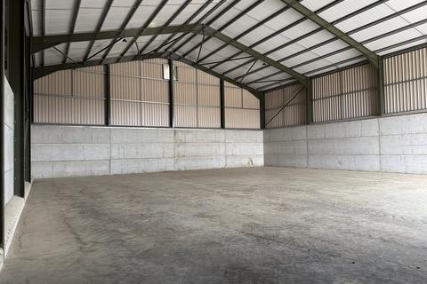 Distribution warehouse to rent, Chelmsford