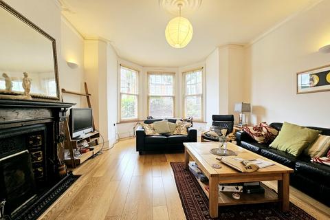 2 bedroom apartment to rent, Muswell Hill Road, Muswell Hill, N10