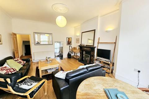2 bedroom apartment to rent, Muswell Hill Road, Muswell Hill, N10