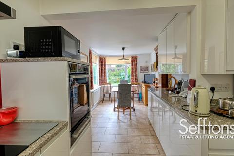 9 Belmore Close, Norwich, NR7 0PS