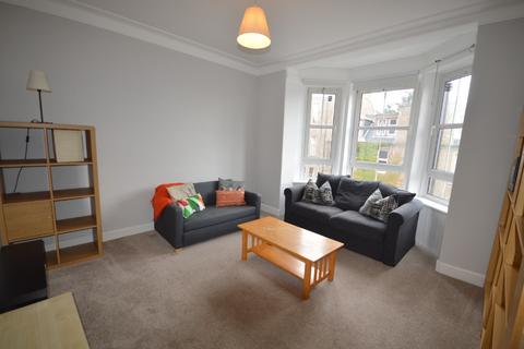 3 bedroom flat to rent, Bellefield Avenue, West End, Dundee, DD1