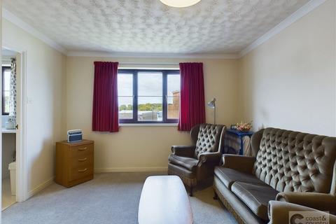 2 bedroom flat for sale, Templers Road, Newton Abbot