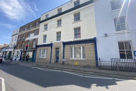 1 bedroom apartment to rent, High Street Herne Bay CT6