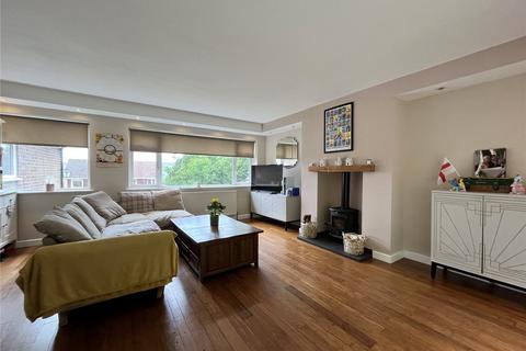 2 Edgewood, Hexham, NE46 1LQ