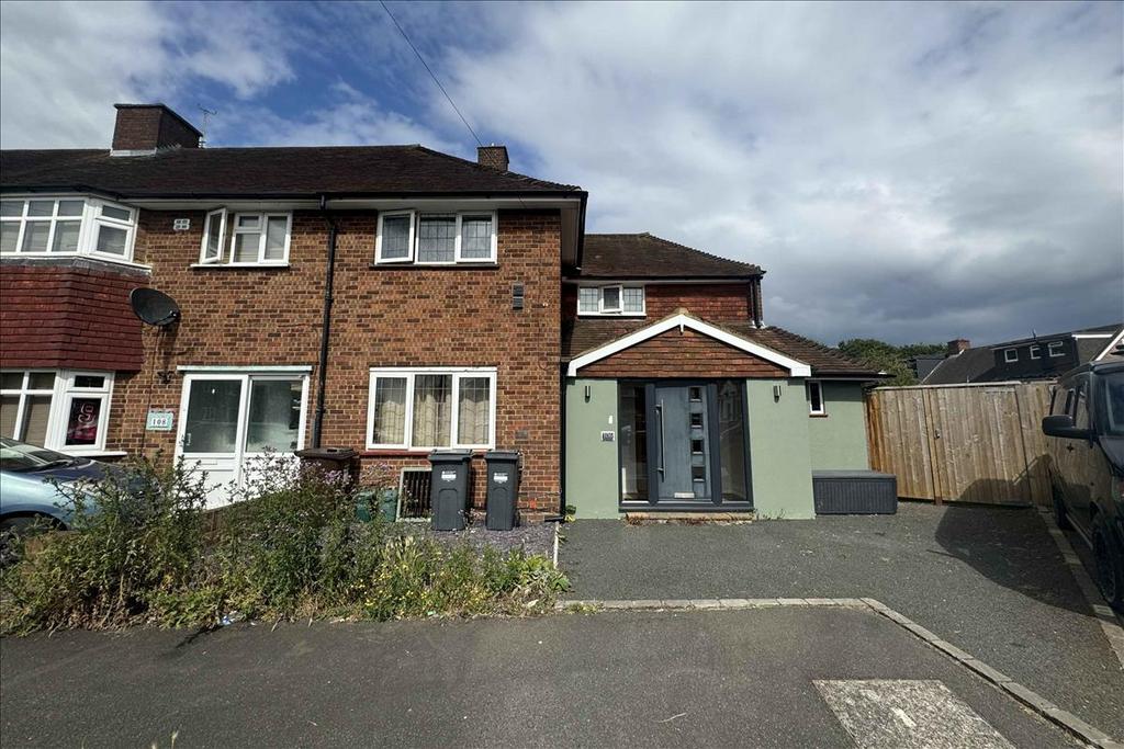 Sparrow Farm Drive, Feltham... 4 bed end of terrace house for sale £