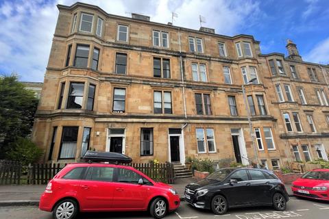 4 bedroom flat to rent, Laurel Street, Glasgow, G11