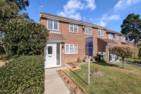 2 bedroom end of terrace house for sale, Sunbury Close, Bordon GU35