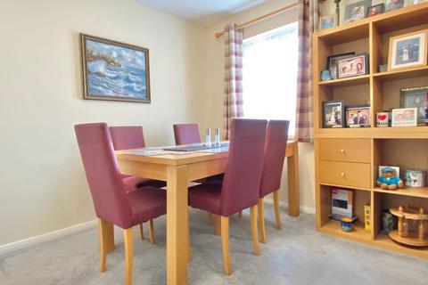 3 bedroom apartment for sale, Chickerell Road, Weymouth