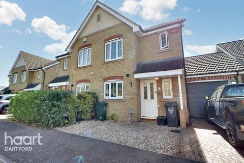 3 bedroom semi-detached house for sale, The Green, Dartford