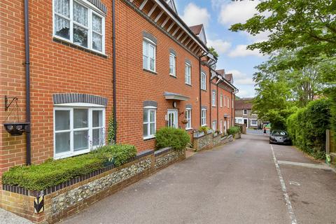 2 bedroom ground floor flat for sale, South Road, Brighton, East Sussex