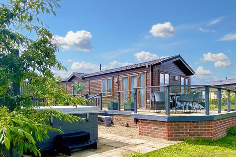 2 bedroom holiday lodge for sale, Heron Lakes Luxury Lodge Park, Routh, Beverley, East Riding of Yorkshire HU17