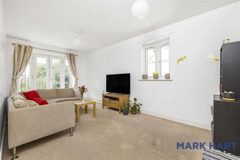 2 bedroom flat for sale, Masons Hill, Bromley BR2