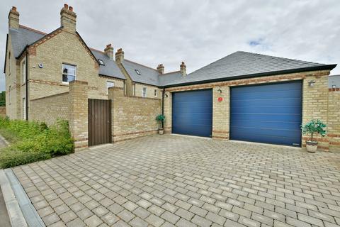 5 bedroom detached house for sale, Brugeford Way, Lambton Park