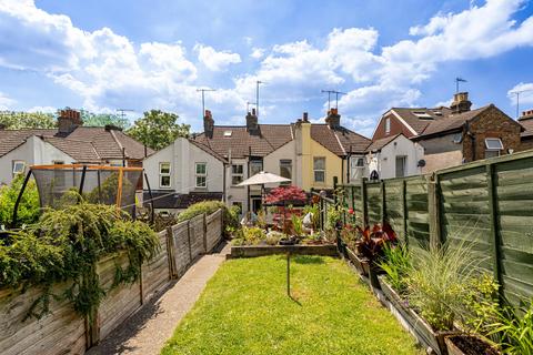 2 bedroom terraced house for sale, Godstone Road, Whyteleafe, CR3