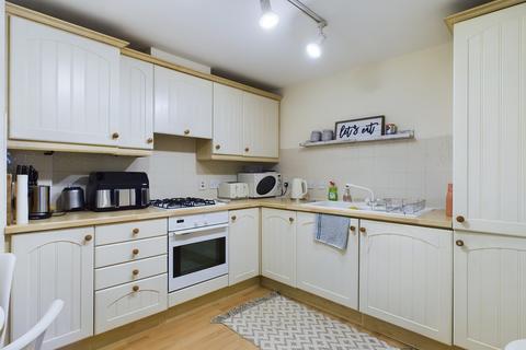 2 bedroom flat to rent, Orchard Brae Avenue, Orchard Brae, Edinburgh, EH4