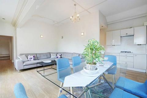 2 bedroom flat for sale, Park Hill, Ealing Broadway, London, W5