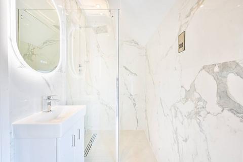 Flat 2, 6 Lancing Road, London, W13 0UA