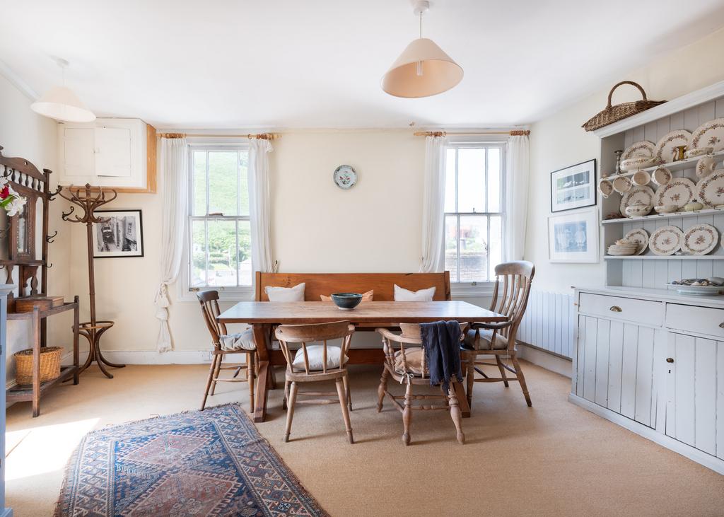 668556f5e90e7 22 Fore street-19