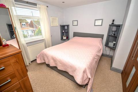 4 bedroom semi-detached house for sale, Grotto Gardens, South Shields