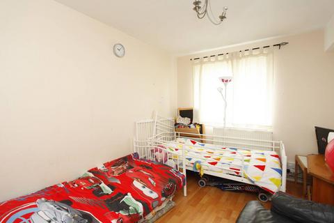 2 bedroom flat for sale, Granville Point, Child's Hill, London, NW2