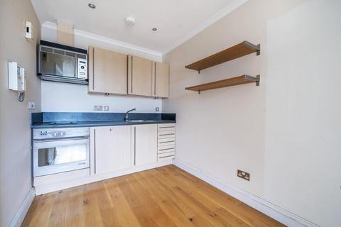 Studio for sale, Queen's Gate, South Kensington