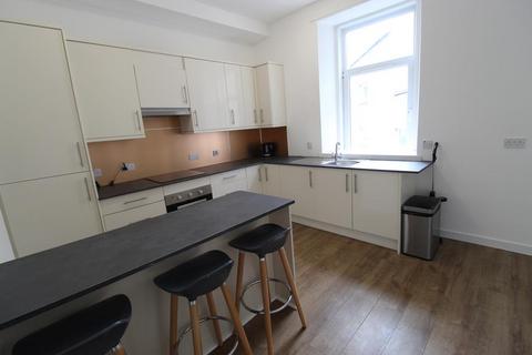 2 bedroom flat to rent, Holburn Street, Second Floor flat, AB10