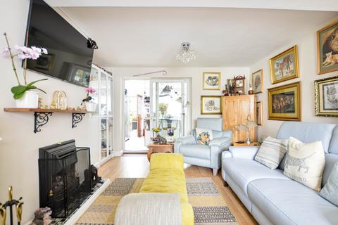 21 Howard Road, Worcester, WR2 5RB