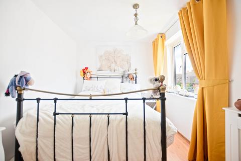 21 Howard Road, Worcester, WR2 5RB