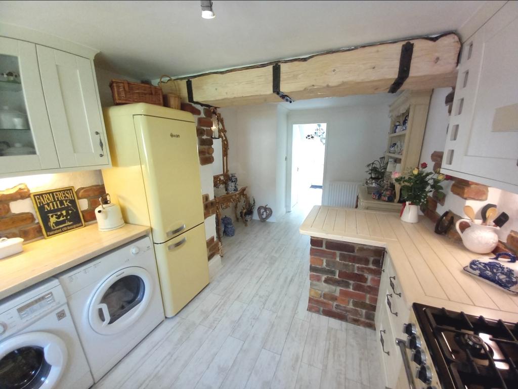 Dining kitchen