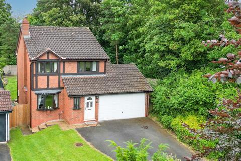 4 bedroom detached house for sale, Summerhouse Close, Callow Hill, Redditch B97 5YF