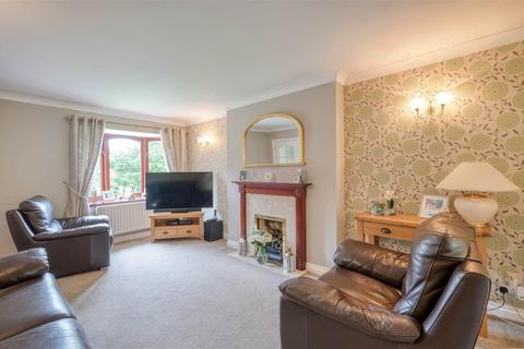 4 bedroom detached house for sale, Summerhouse Close, Callow Hill, Redditch B97 5YF