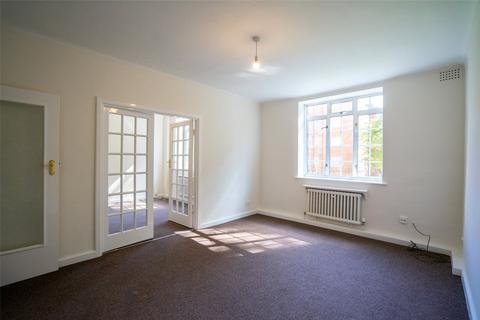 3 bedroom apartment for sale, Stoneygate Court, Leicester LE2