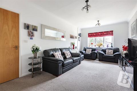 1 bedroom apartment for sale, Chadwell Heath Lane, Romford, RM6