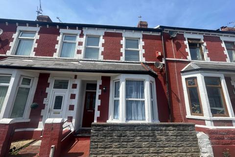 3 bedroom terraced house for sale, Cora Street, Barry