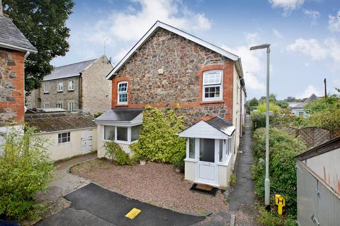 2 bedroom end of terrace house for sale, South View, Bovey Tracey, TQ13