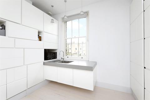 3 bedroom apartment for sale, Callow Street, Chelsea, London, SW3