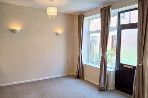 1 bedroom flat to rent, College Street, Burnham-on-Sea, TA8