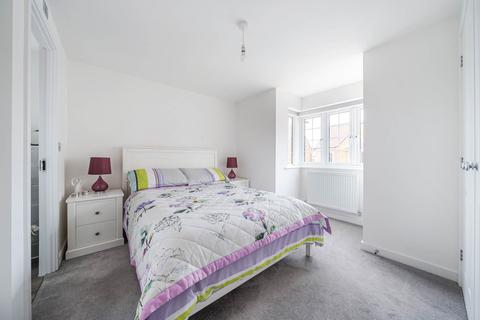 1 Zander Grove, Biddenham, Bedford, MK40 4UY