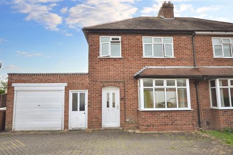 3 bedroom semi-detached house to rent, Elmhurst Avenue, Melton Mowbray, Leicestershire