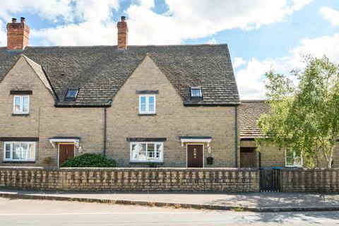 3 bedroom end of terrace house for sale, The Orchard, Brighthampton, Witney