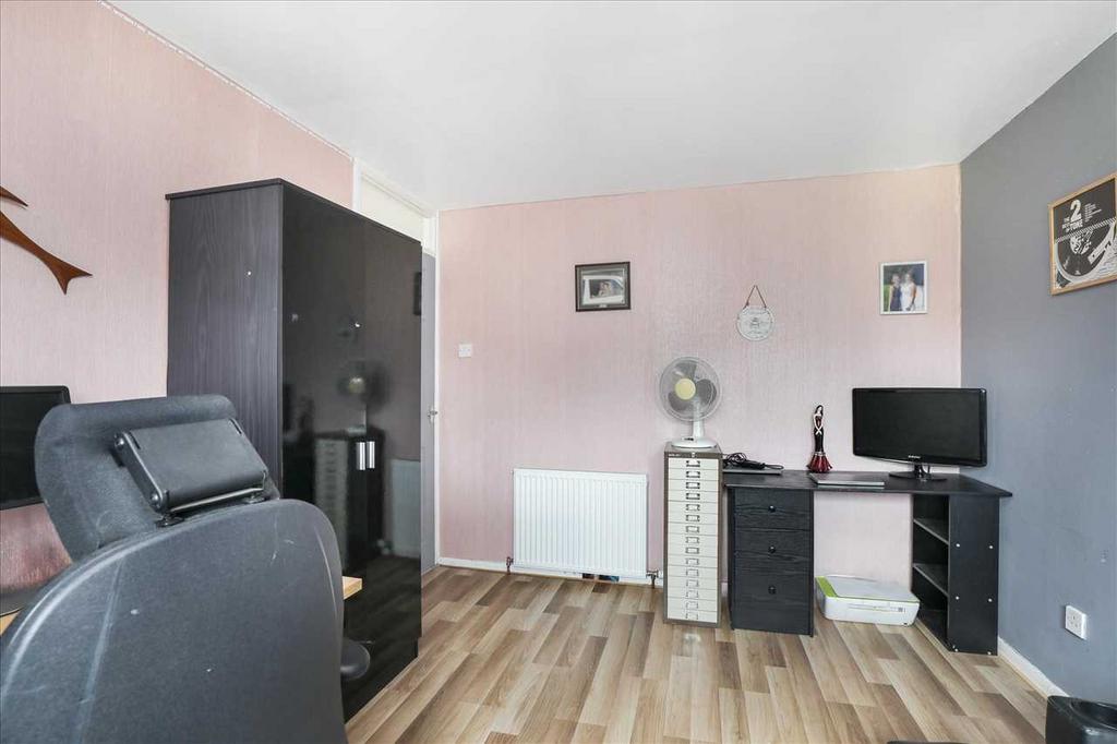 Bedroom Two (2)