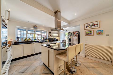 Brock Set House Broomfield Park, Sunningdale, Ascot, SL5 0JT