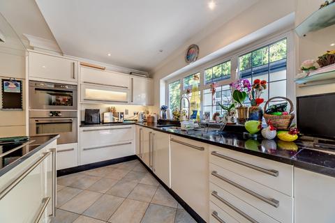 Brock Set House Broomfield Park, Sunningdale, Ascot, SL5 0JT