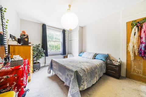 1 bedroom flat for sale, Chelsham Road, Clapham