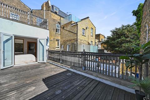 3 bedroom flat to rent, Battersea Park Road, Battersea, London, SW11 3BL