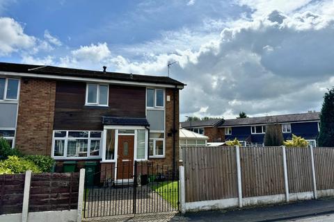 2 bedroom end of terrace house for sale, Lingfield Avenue, Sale, M33