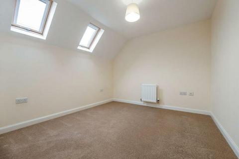 2 bedroom coach house to rent, 11 Symmons Close, Bovey Tracey TQ13 9GW