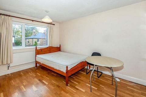 2 bedroom apartment to rent, Egham,  Surrey,  TW20